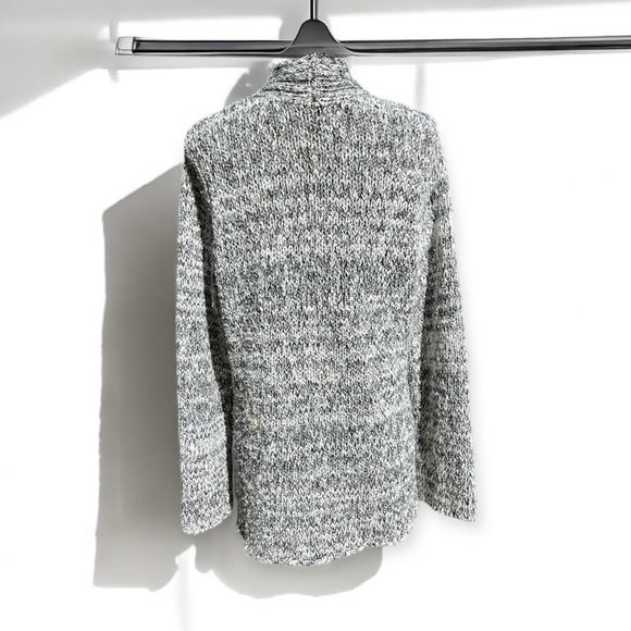 🌻Willow Black & White Heathered Heavy Weight Knit Sweater Size Small - Picture 5 of 8